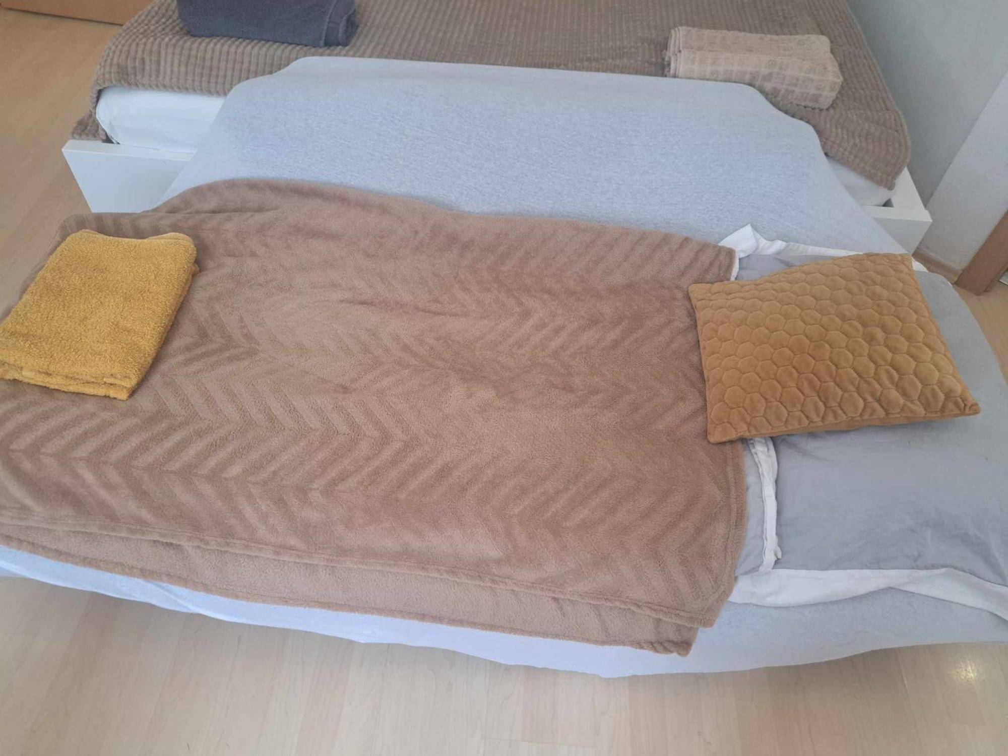 בודפשט Trendy 2 Room Flat, Next To Corvin Mall Free Huge Garage! Ac,Dishwasher,Washmachine, Smart Tv חדר תמונה